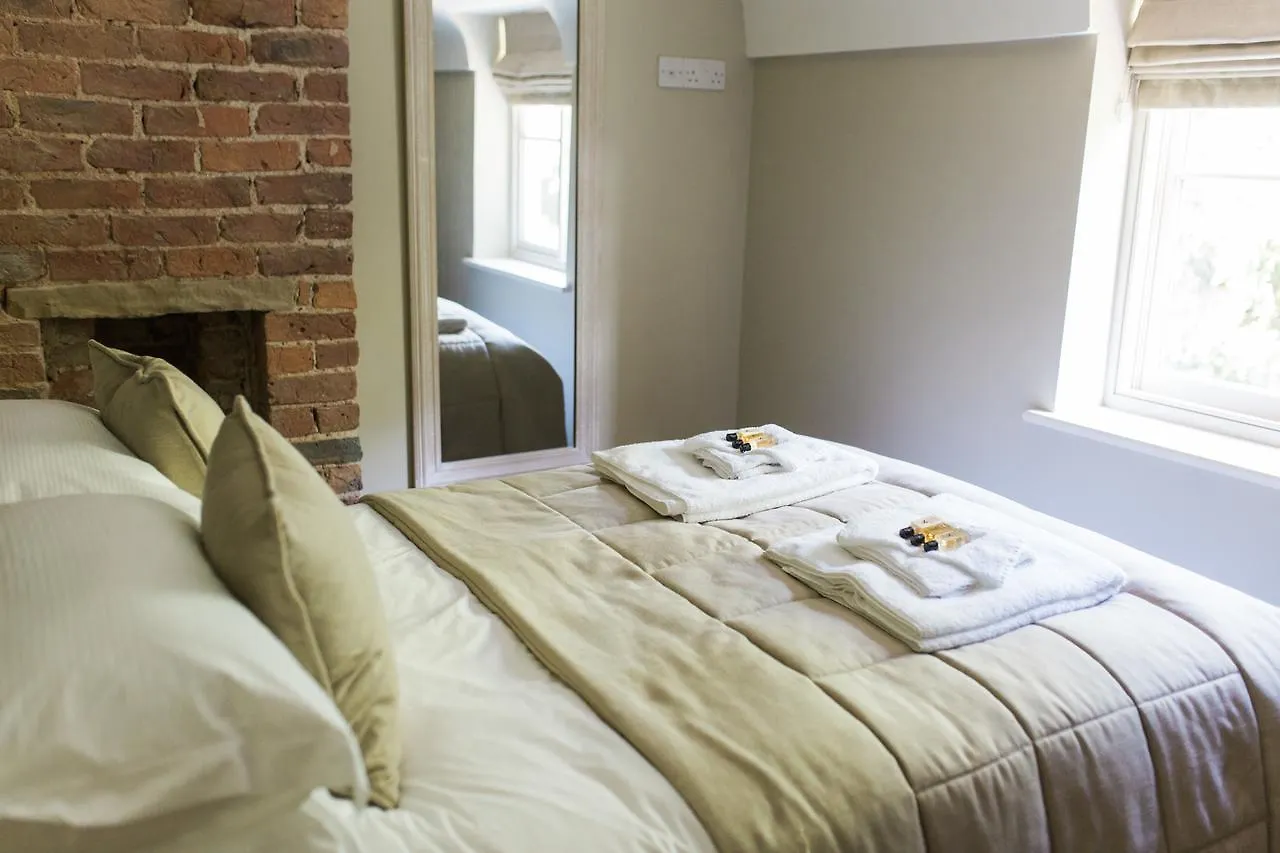 Bed & Breakfast Saltmarshe Hall