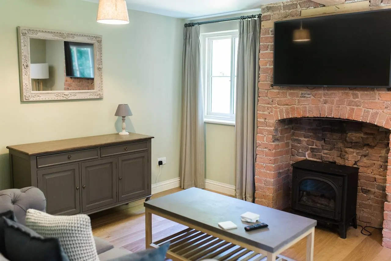 Saltmarshe Hall Bed & Breakfast